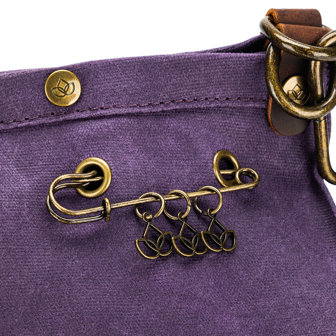 della Q Notions | Pin + Stitch Markers | dellaQ.com – della Q Retail
