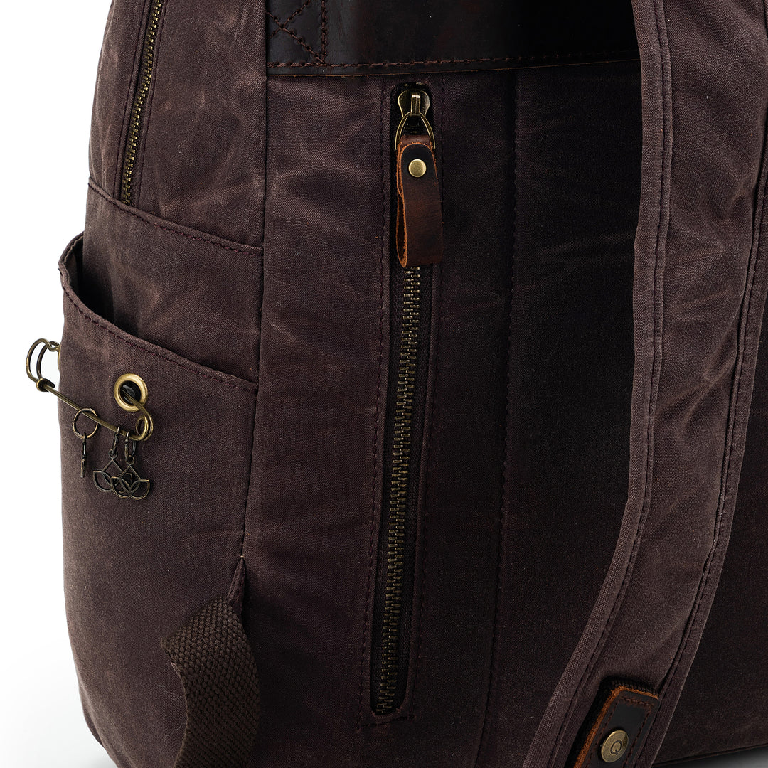 lululemon belt bag vs large Review! Lululemon's Large Everywhere Belt Bag Size Comparison Plus Video!