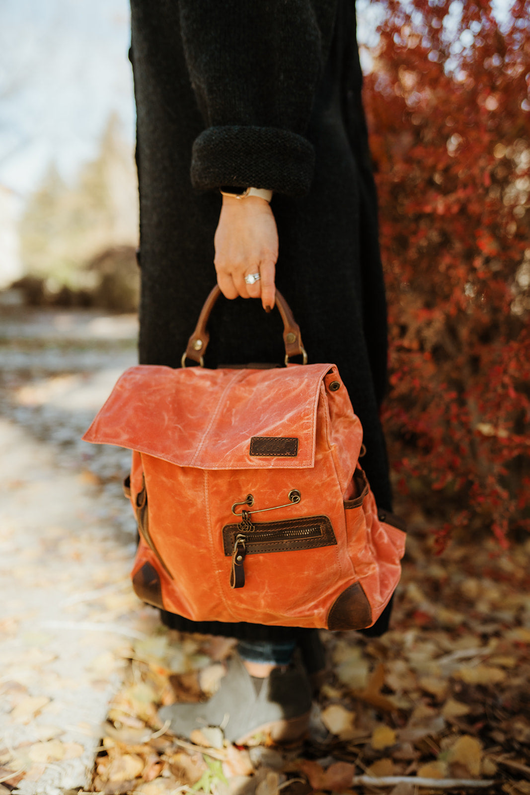 Maker's Midi Backpack | Red