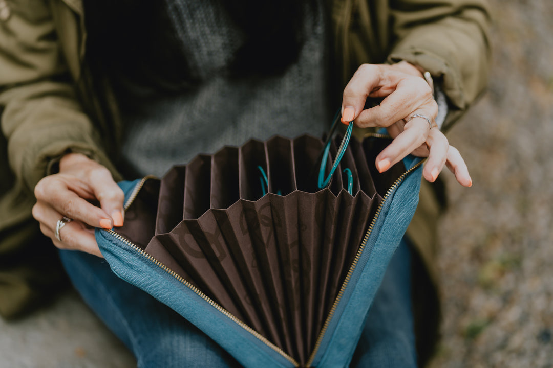 Maker's Circular Needlecase | Orange | dellaQ.com – della Q Retail