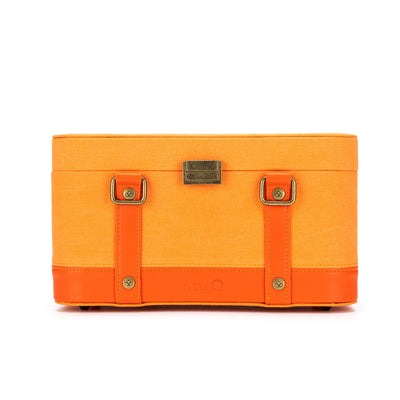 makers-train-case-orange