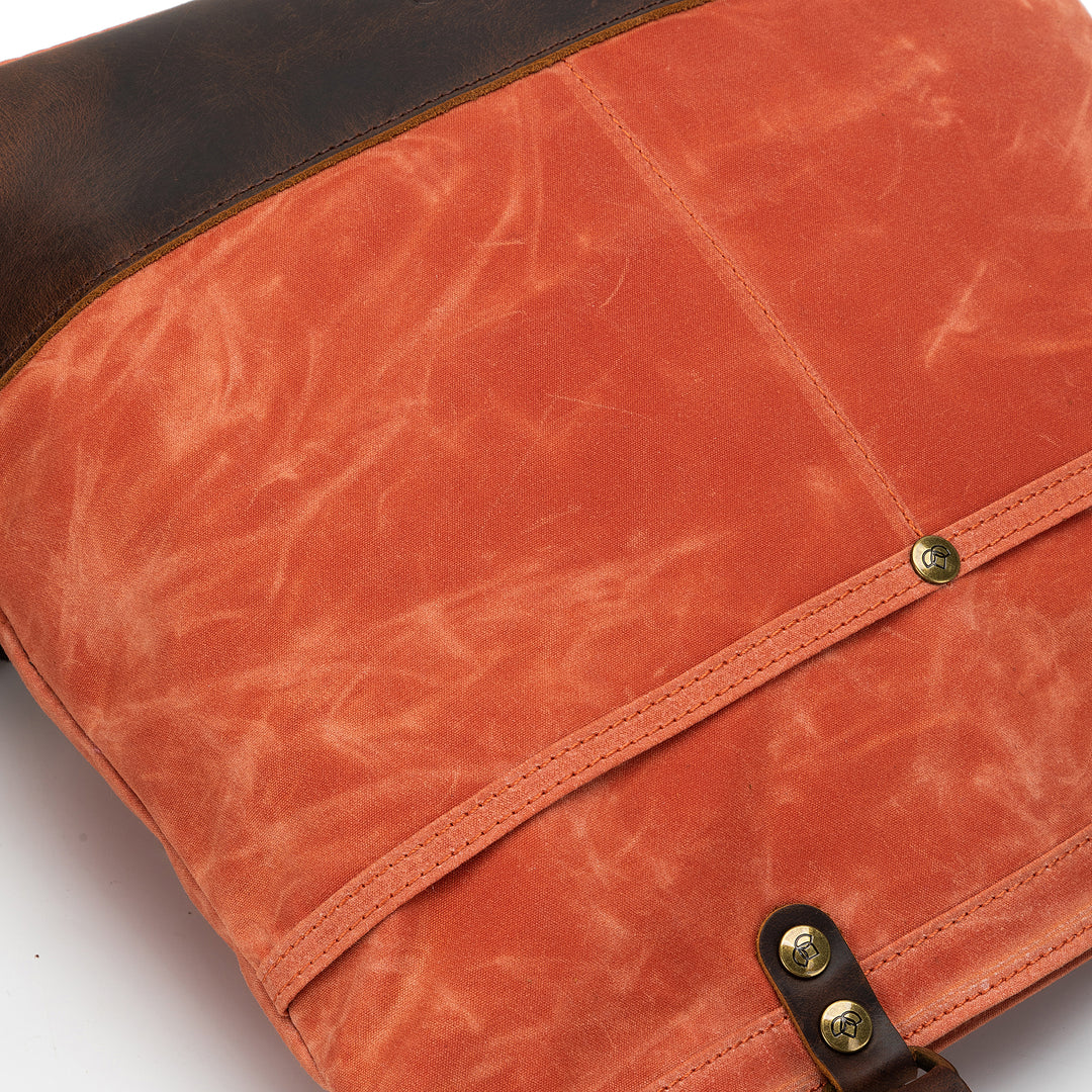 トートバッグ GIANNI Woman Tote bags Orange BS10680SUMCRAZY 714 Orange Tote Bags - Bloomingdale's